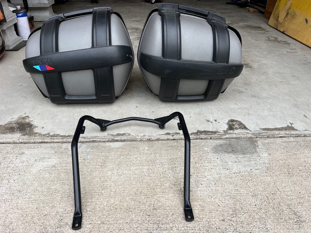 ＢMＷ　Ｋ1300sパニア&ステー1式