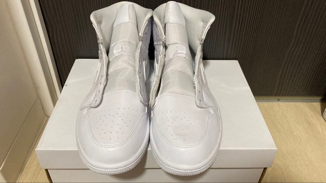 靴 WMNS NIKE AIR JORDAN 1 MID 28.5