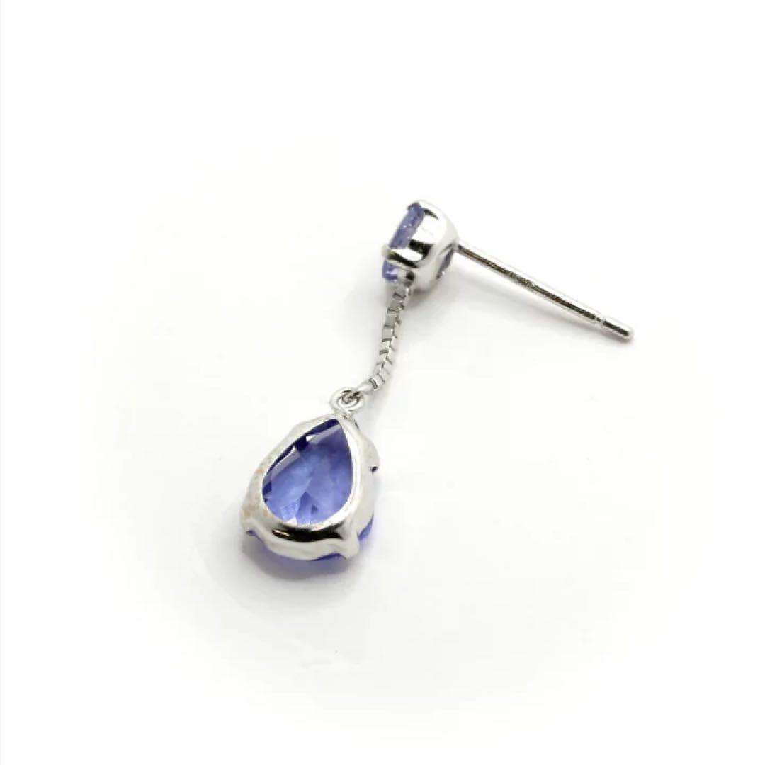 【さくらんぼ】K18WGタンザナイト2.2ctピアス　定価６万円