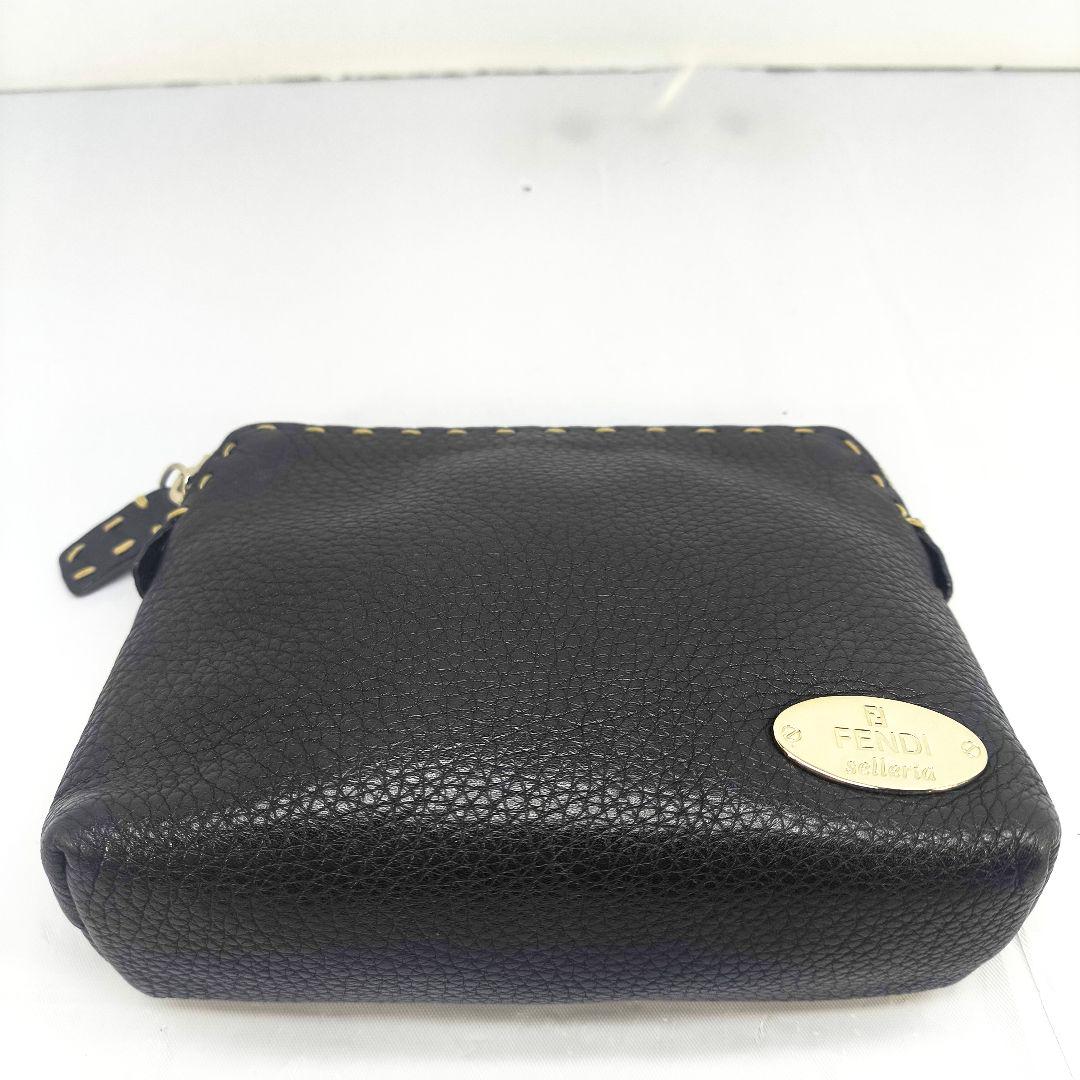 美品 フェンディ レザー ミニ ポーチ 化粧 クラッチバッグ セレリア