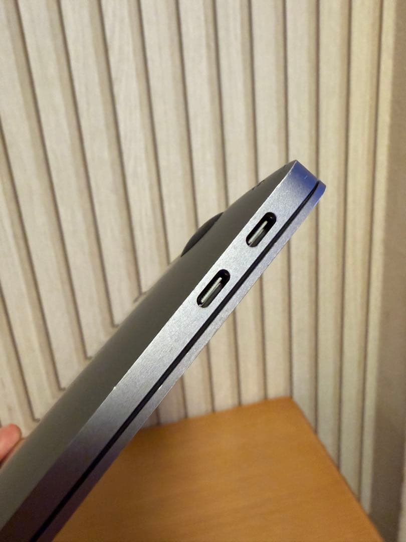 MacBook air 13インチ 本体