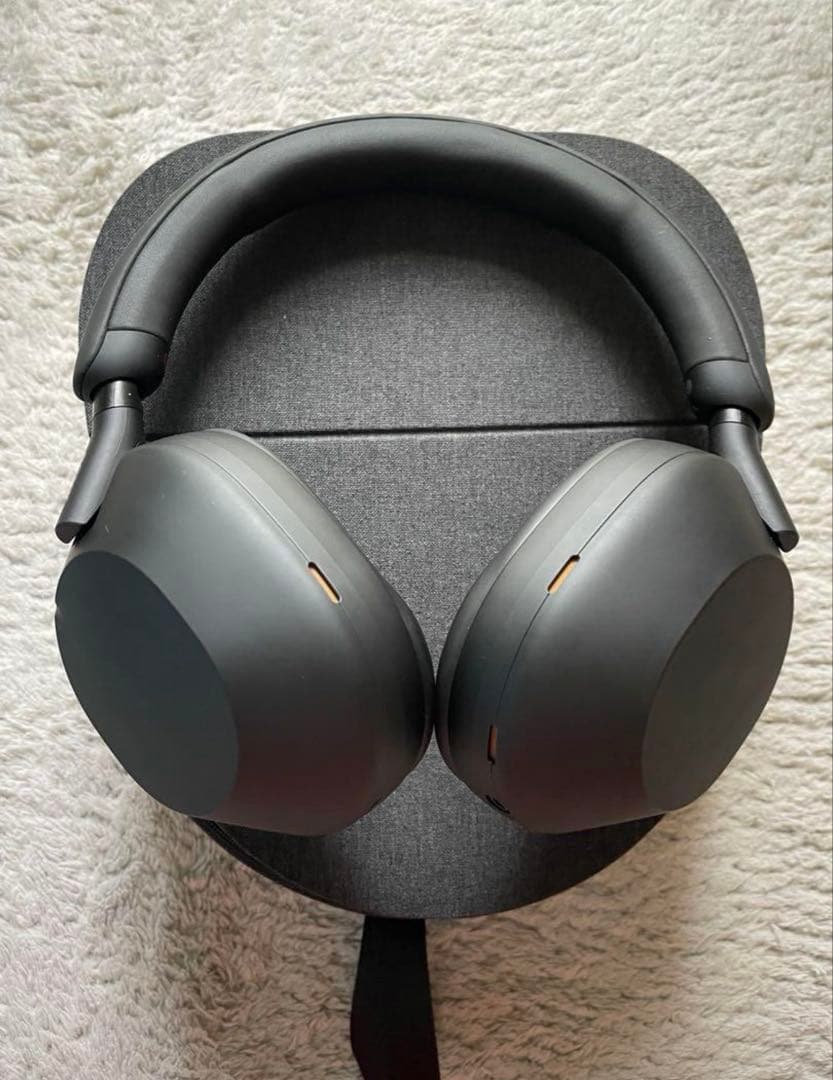 Sony WH-1000XM5 ブラック ケース付き