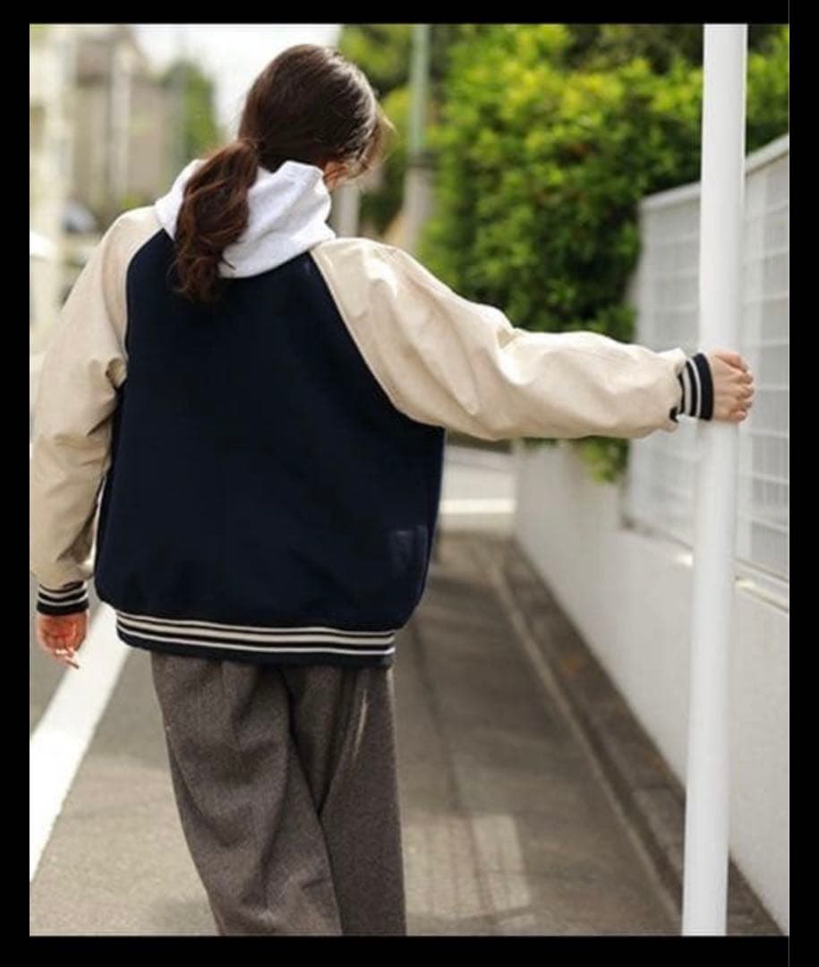 クレドナcredonaスタンダードルーズスタジャンネイビー