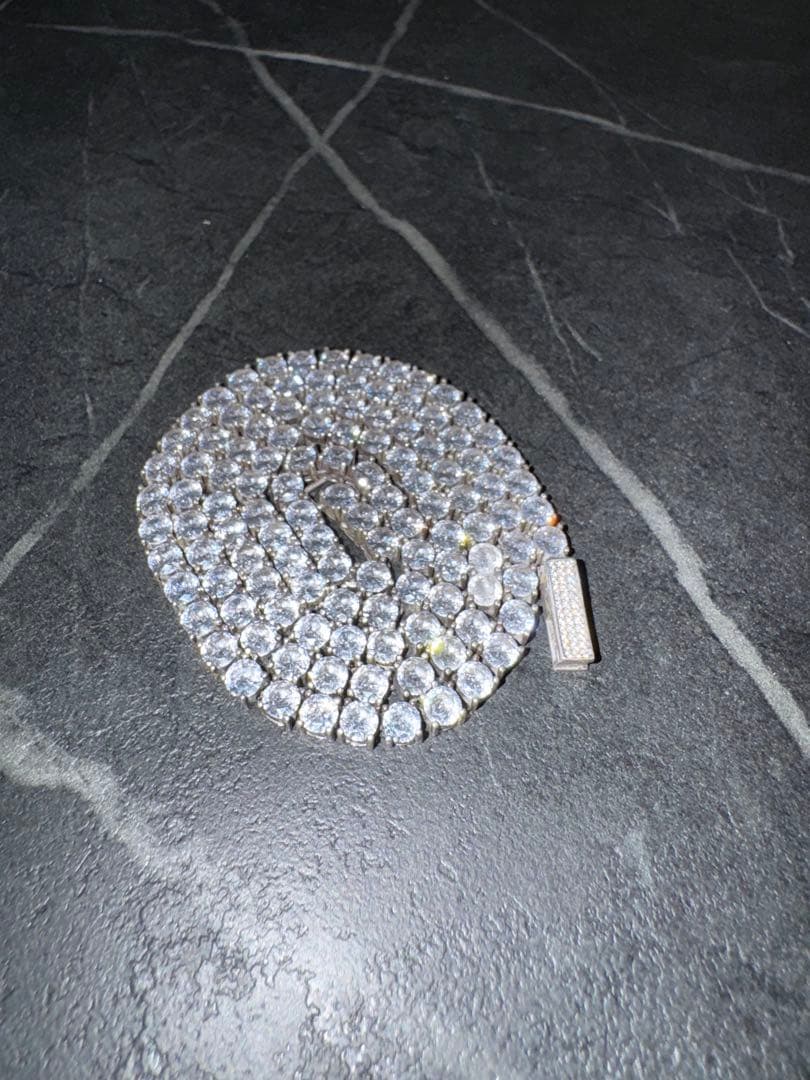 AVALANCHE テニスネックレス50センチ４ミリ hahaha　箱無し