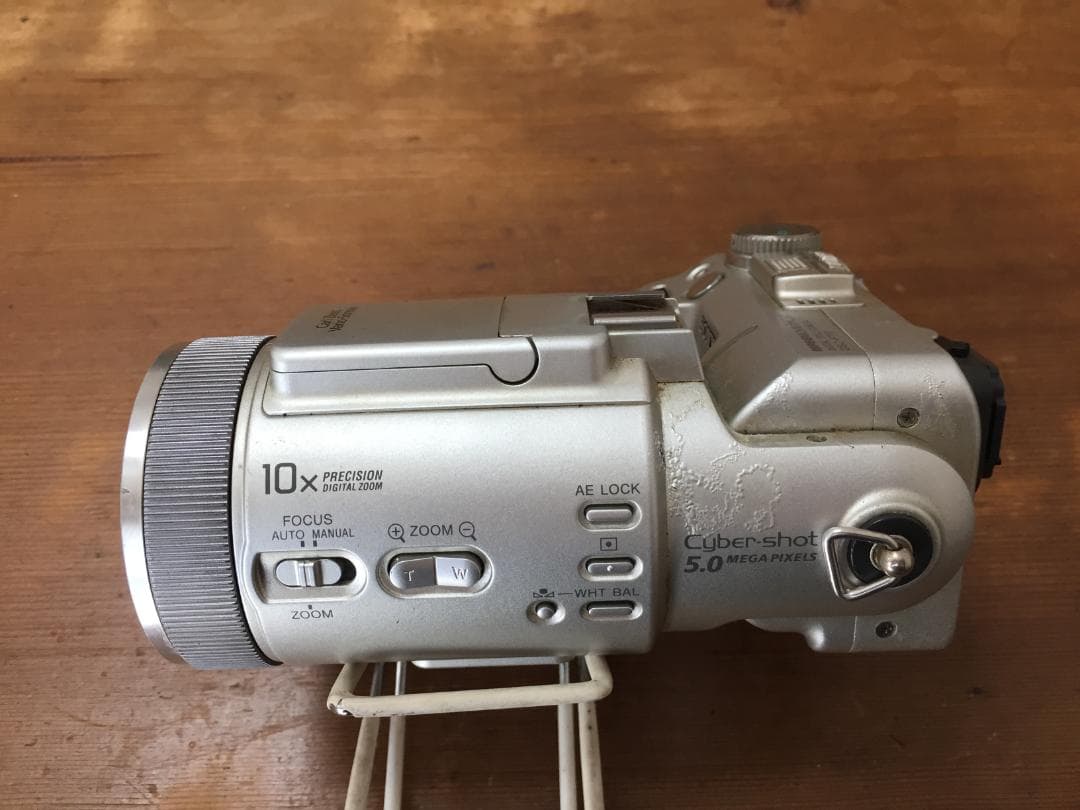 レア 撮影画像あり　SONY　DSC-F717　付属品あり　レンズ綺麗