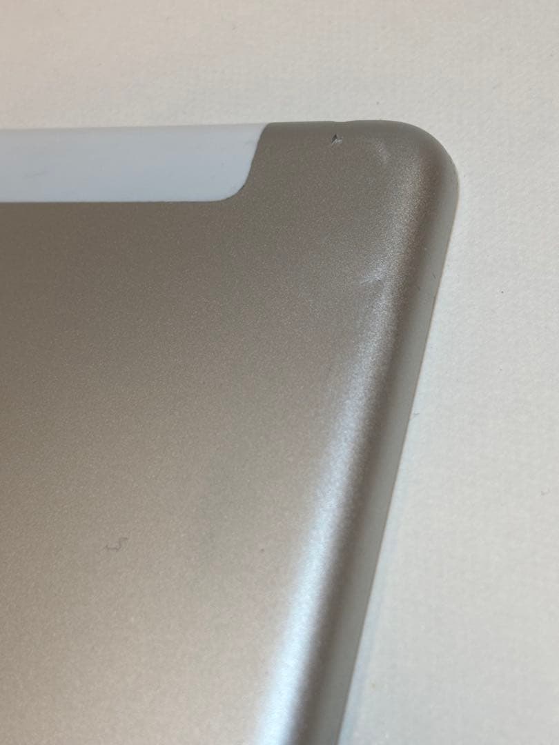 Apple iPad (第6世代) 32GB