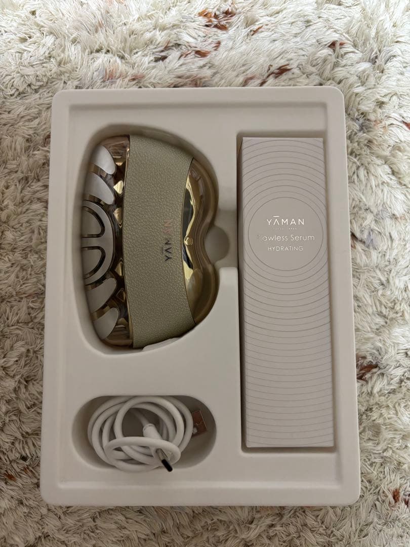 YAMAN ヤーマン リフトロジー 美容器 保証書付き　美容液付き
