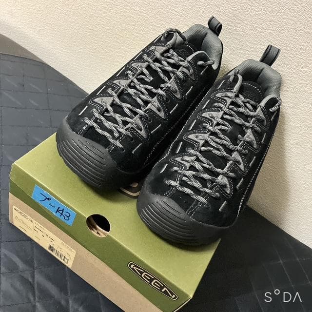 【未使用】KEEN JASPER ブラック（プー143）