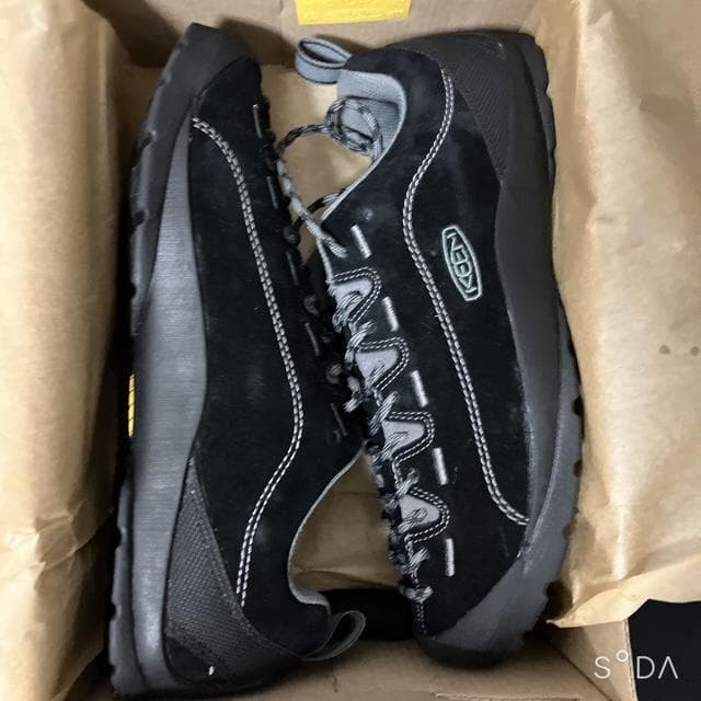 【未使用】KEEN JASPER ブラック（プー143）