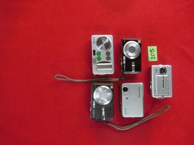 208：Panasonic 他～ コンパクトデジタルカメラ 5台　ジャンク