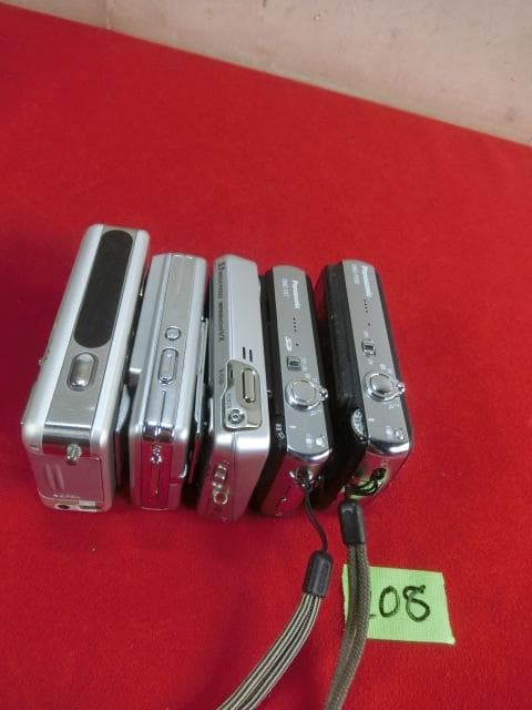 208：Panasonic 他～ コンパクトデジタルカメラ 5台　ジャンク