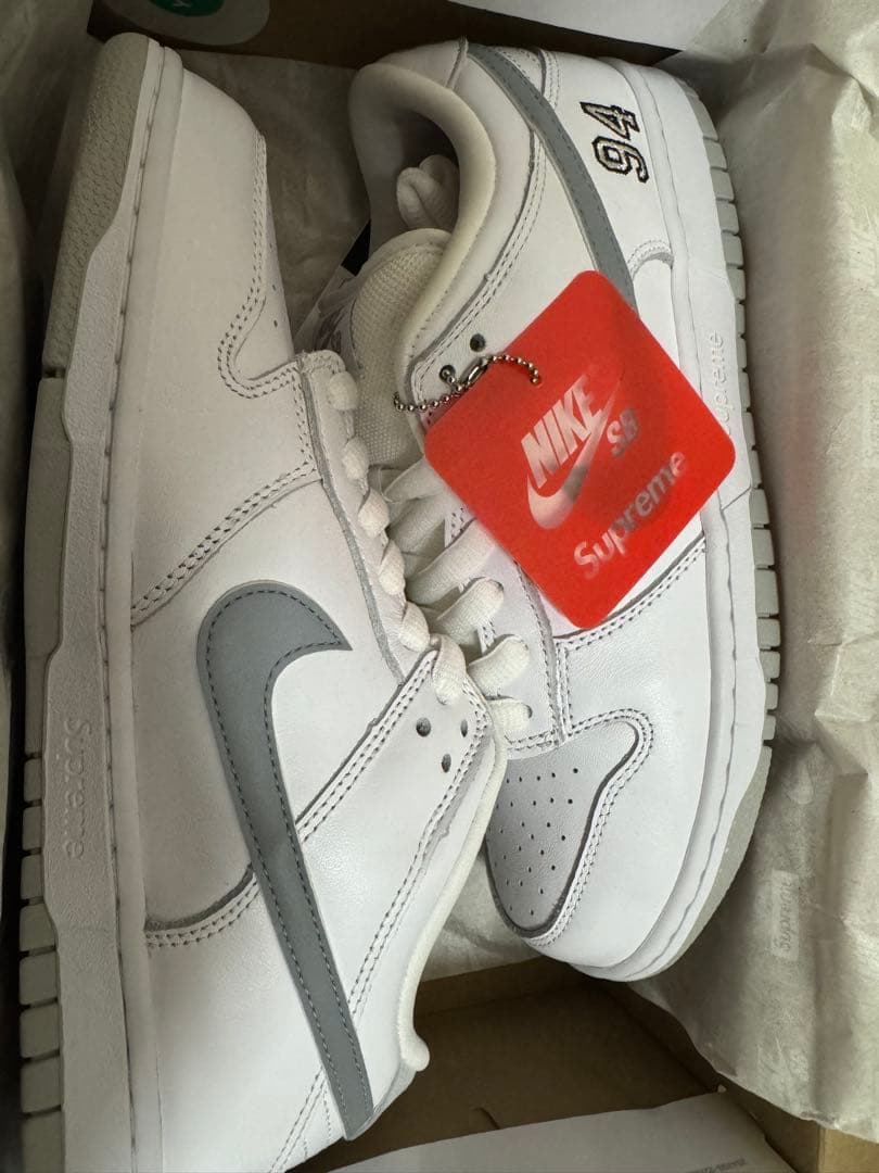 Supreme × Nike SB Dunk Low 26.5cm シルバー