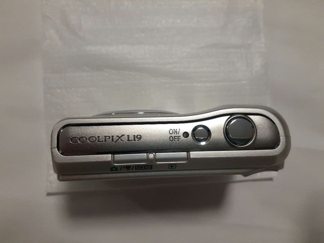 Nikon COOLPIX L19 コンパクトデジタルカメラ