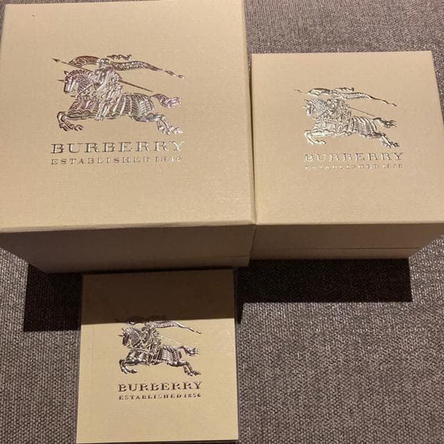 新品 BURBERRY バーバリー 腕時計 BU9109 ゴールドチェック