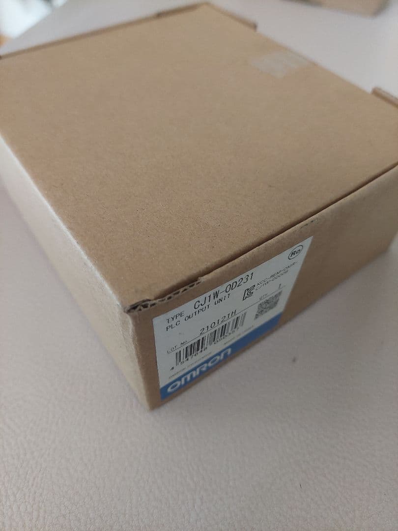 OMRON PLC出力ユニット CJ1W-OD231