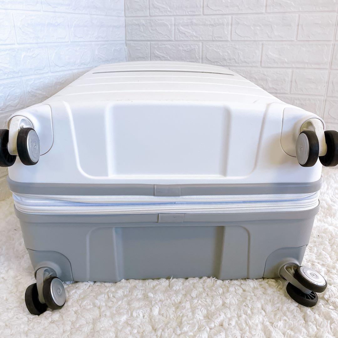 サムソナイトSamsonite フリーフォーム　スピナー　Lサイズ　大型