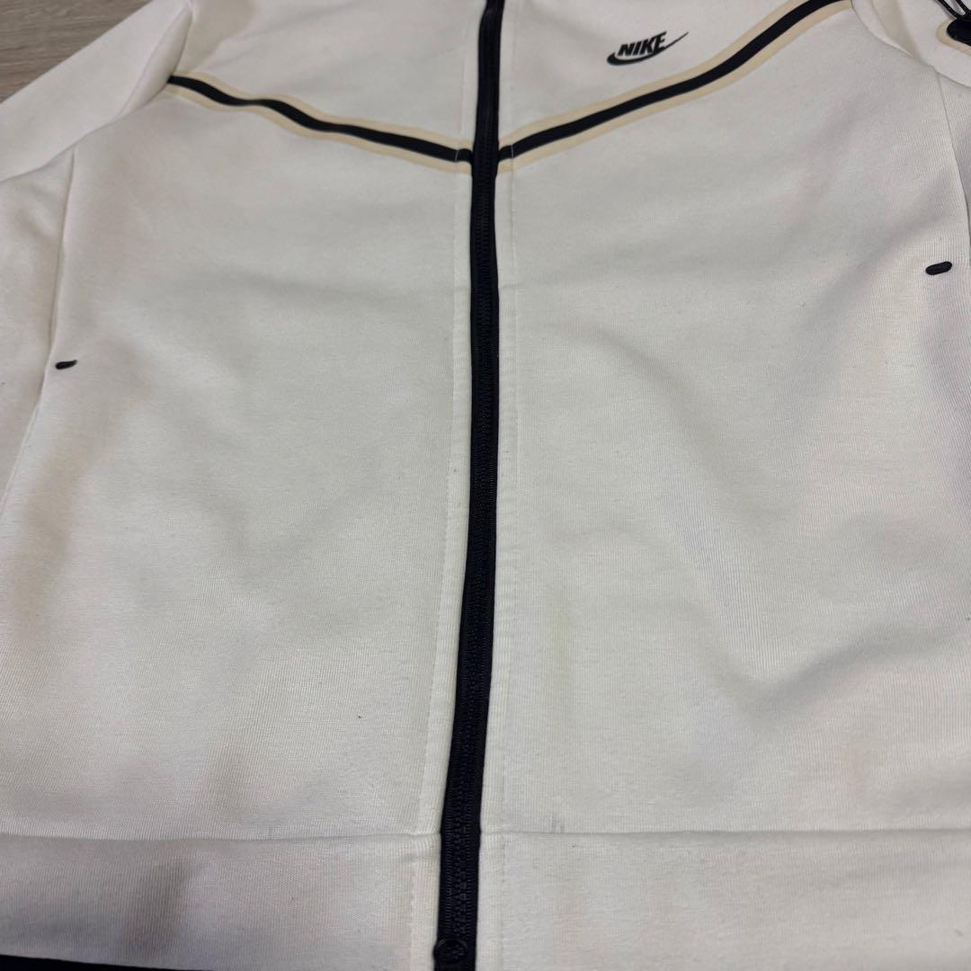 希少カラー　NIKE テックフリース　セットアップ白　ホワイト