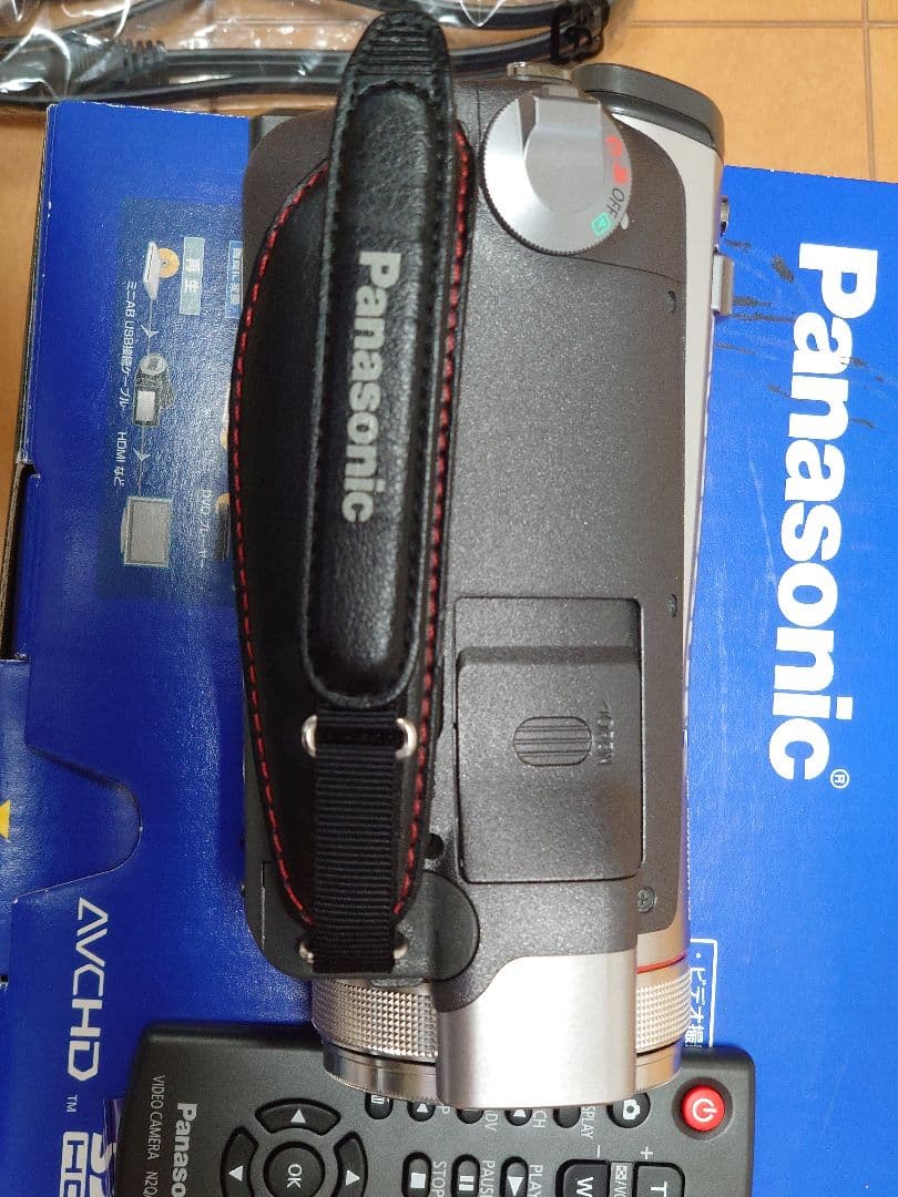 HDC-TM300　デジタルハイビジョンビデオカメラ　Panasonic
