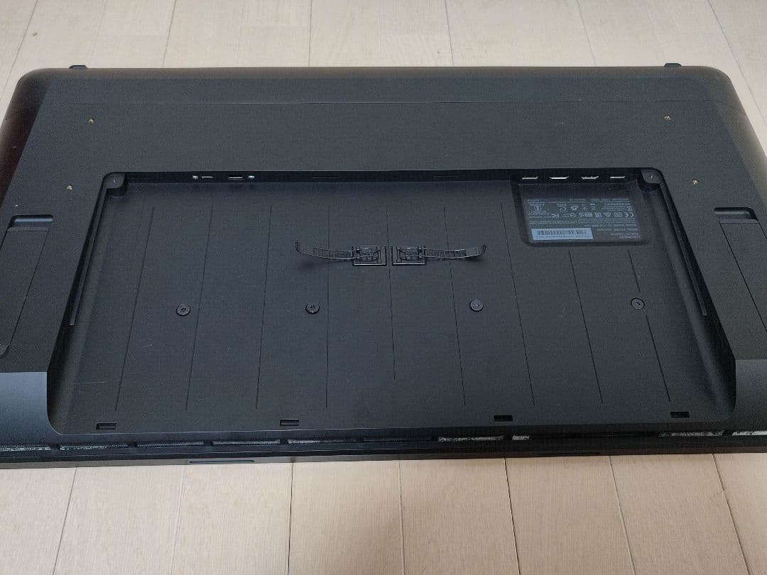 液タブ・ペンタブ Wacom Cintiq Pro 24 TDTK-2420/K0