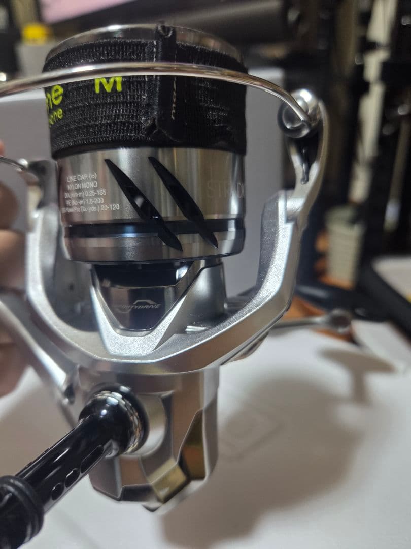 【使用回数１回のみ】23 STRADIC 4000MHG (超美品)