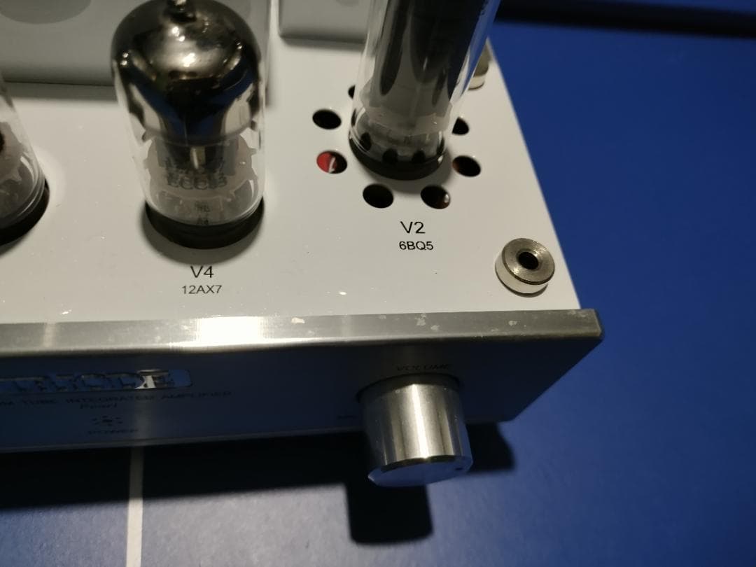 小型真空管アンプ　トライオード　Pearl（パール）ほとんど使ってません。