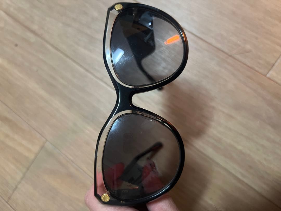 S*m様 LOUIS VUITTON ブラック サングラス