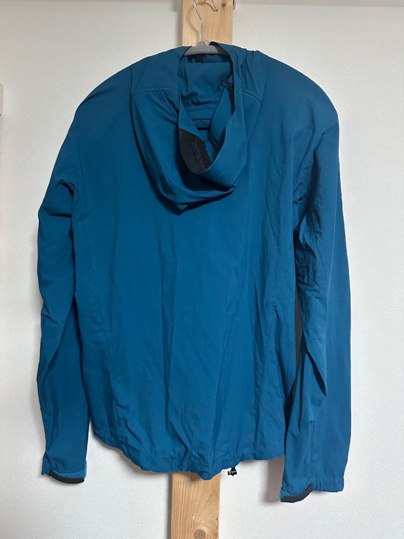 【レアカラー】Arc’teryx スコーミッシュフーディ　xs