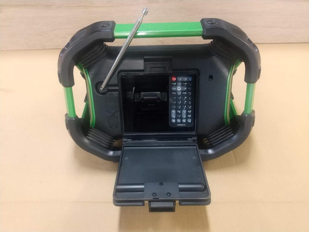 UR18DSML（LSG）コードレスラジオ付テレビ　充電器バッテリー付