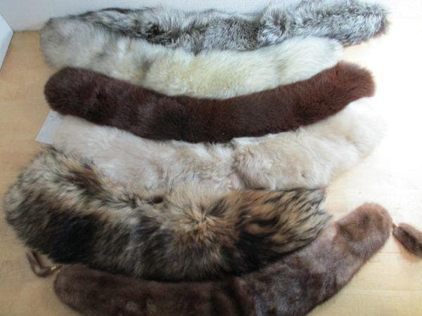 超赤字出品　サガフォックス　ファー　襟巻　大判など　1点２００円　４８点セット