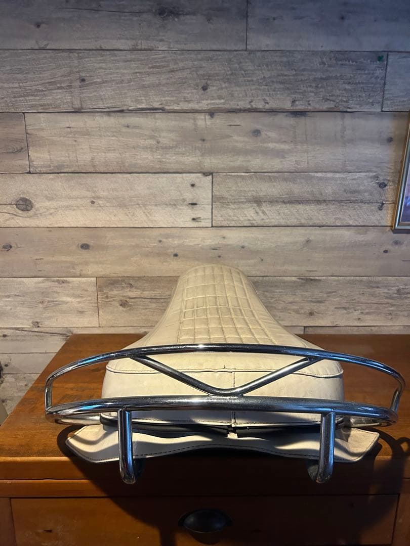 ハーレー　バディシート