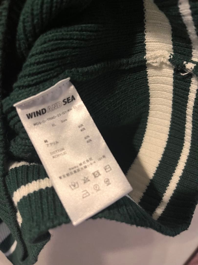 h*k様 WIND AND SEA ダークグリーン Vネックセーター