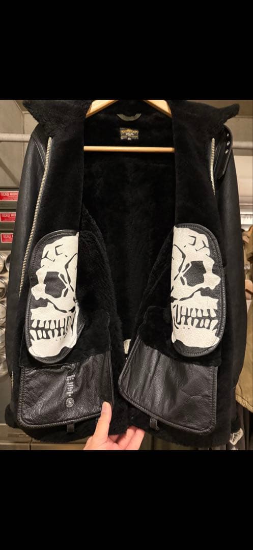 d*7様 WTAPS B-3 ラムレザー　黒Lサイズ 首元.裏地スカルプリント