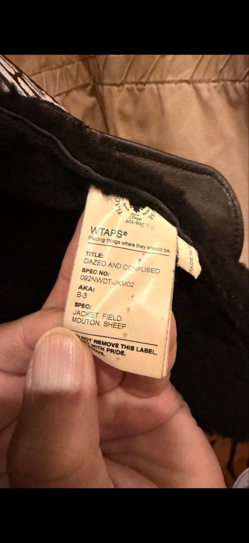 d*7様 WTAPS B-3 ラムレザー　黒Lサイズ 首元.裏地スカルプリント