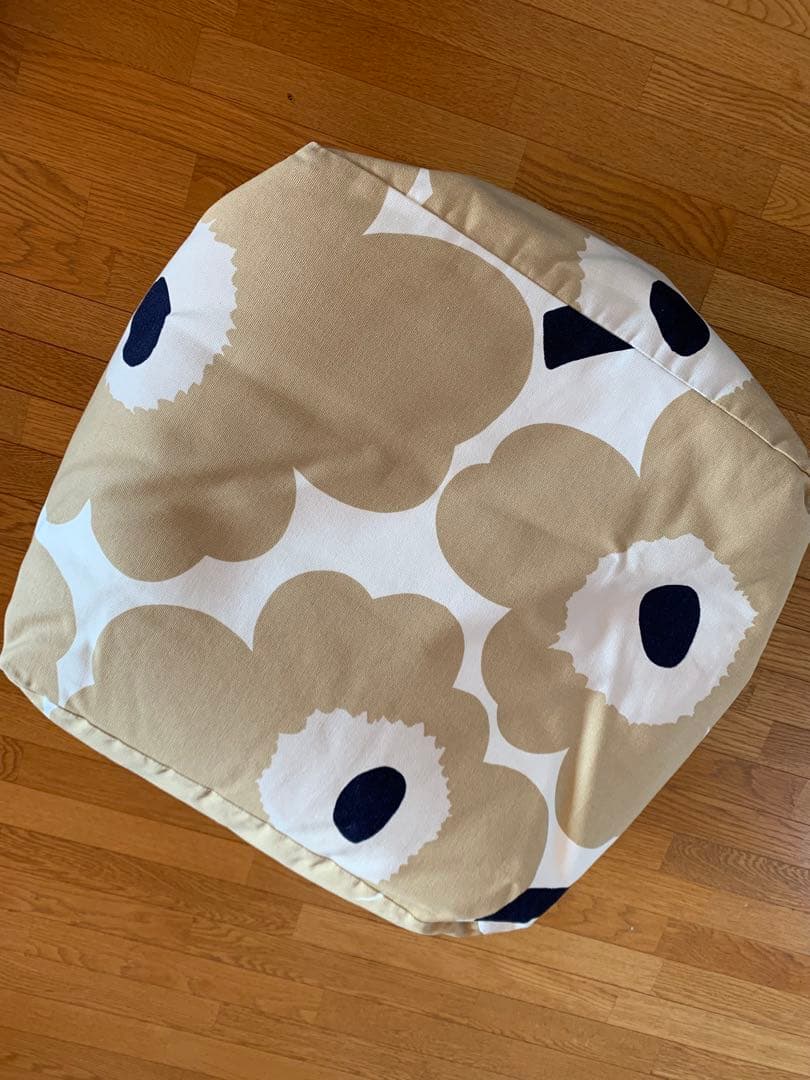 正規品！marimekko 花柄ビーズクッション