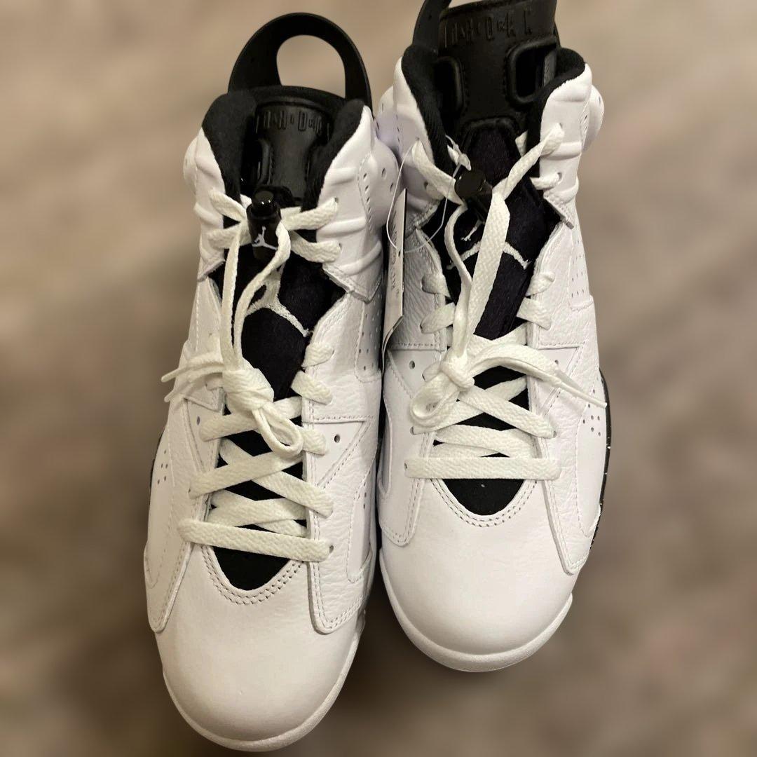 27㎝新品エアジョーダン6　オレオ　30,000円Air ホワイト/ブラック