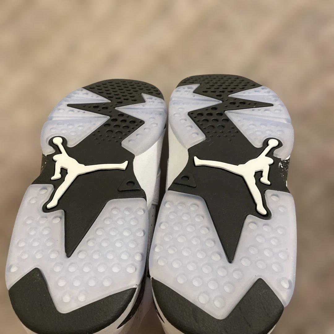 27㎝新品エアジョーダン6　オレオ　30,000円Air ホワイト/ブラック