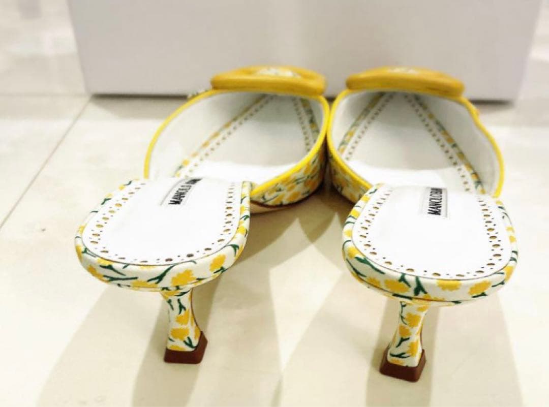 専用マノロブラニクコットンフラワーミュール12.3万361/2メイセール未使用