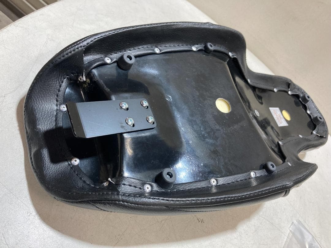 B4　250TR　新品　イージーライダース製　カスタムシート