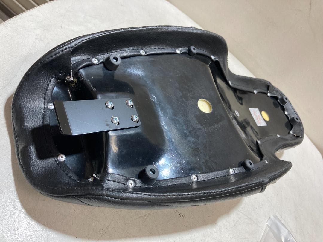 B4　250TR　新品　イージーライダース製　カスタムシート