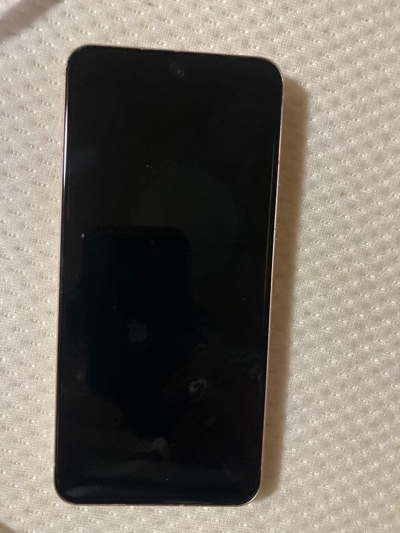 Google pixel 8 カラーピンク　ジャンク品　傷など少なめ。