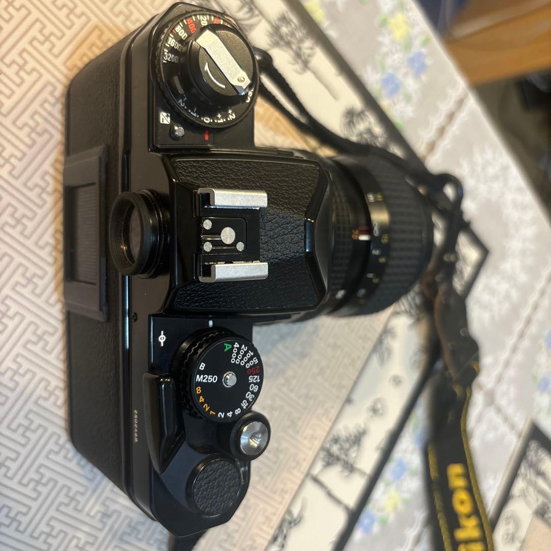 Nikon FE2 一眼レフカメラ 35-70mmレンズ付き ストロボおまけ