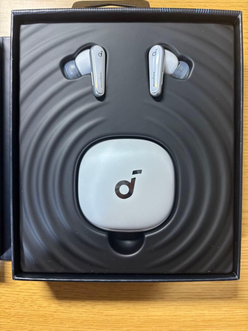 イヤホン Anker Soundcore liberty 4