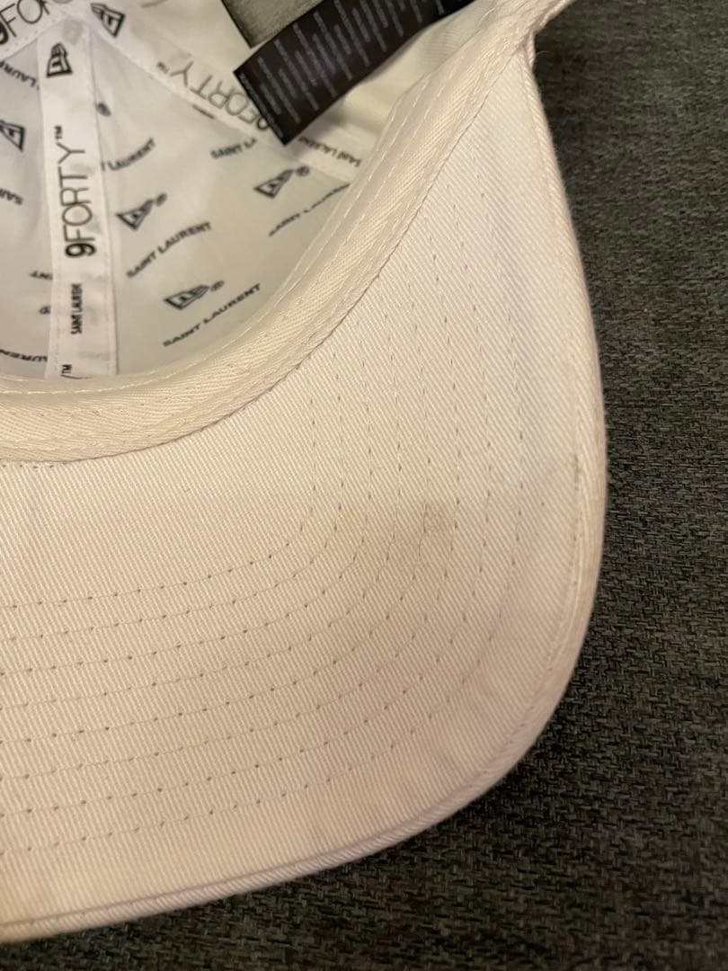 SAINT LAURENT × NEW ERA サンローラン ニューエラキャップ