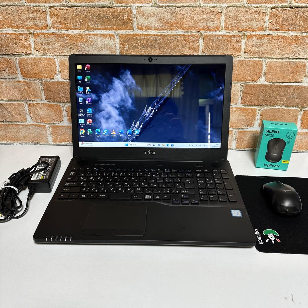 美品　富士通ノート PC SSDサクサク起動Webカメラ　Win11オフィス付き