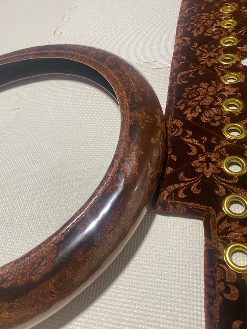 日野　17レンジャーワイド用　ほぼ新品！ダッシュマット　ハンドルカバー　ローレル