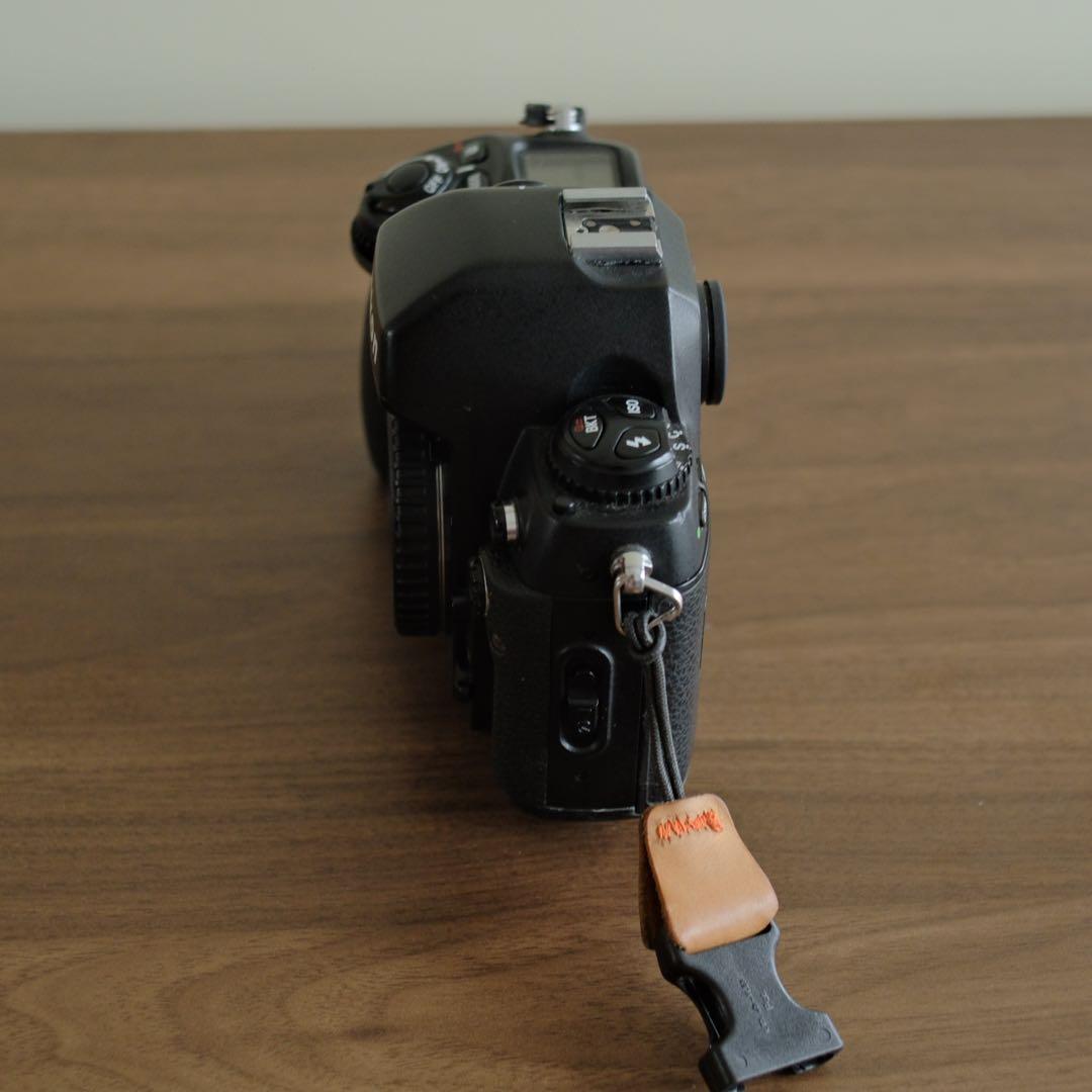 フィルムカメラ Nikon F100 SLR Camera