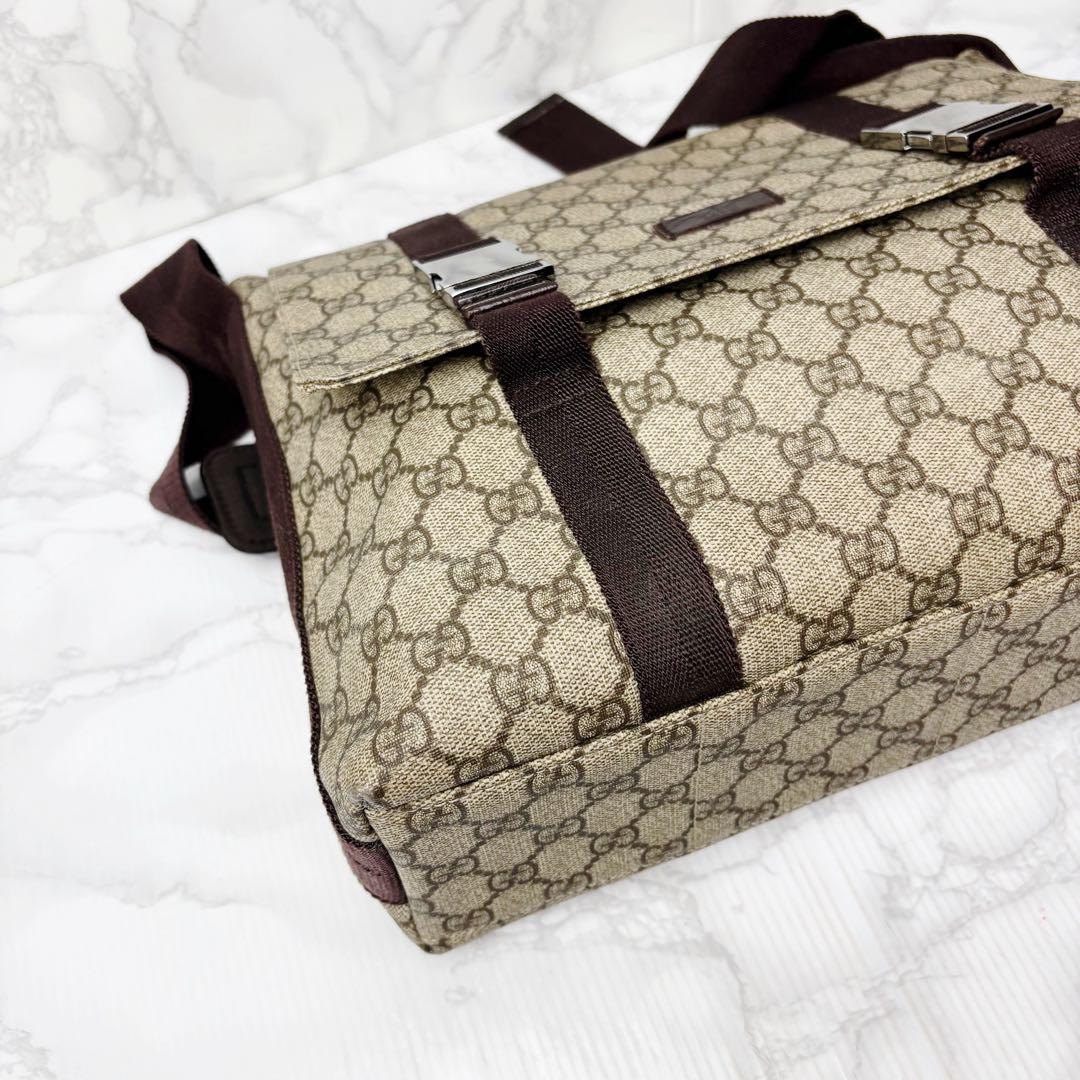 061 極美品 GUCCI メッセンジャーバッグ ショルダーバッグ PVC x6