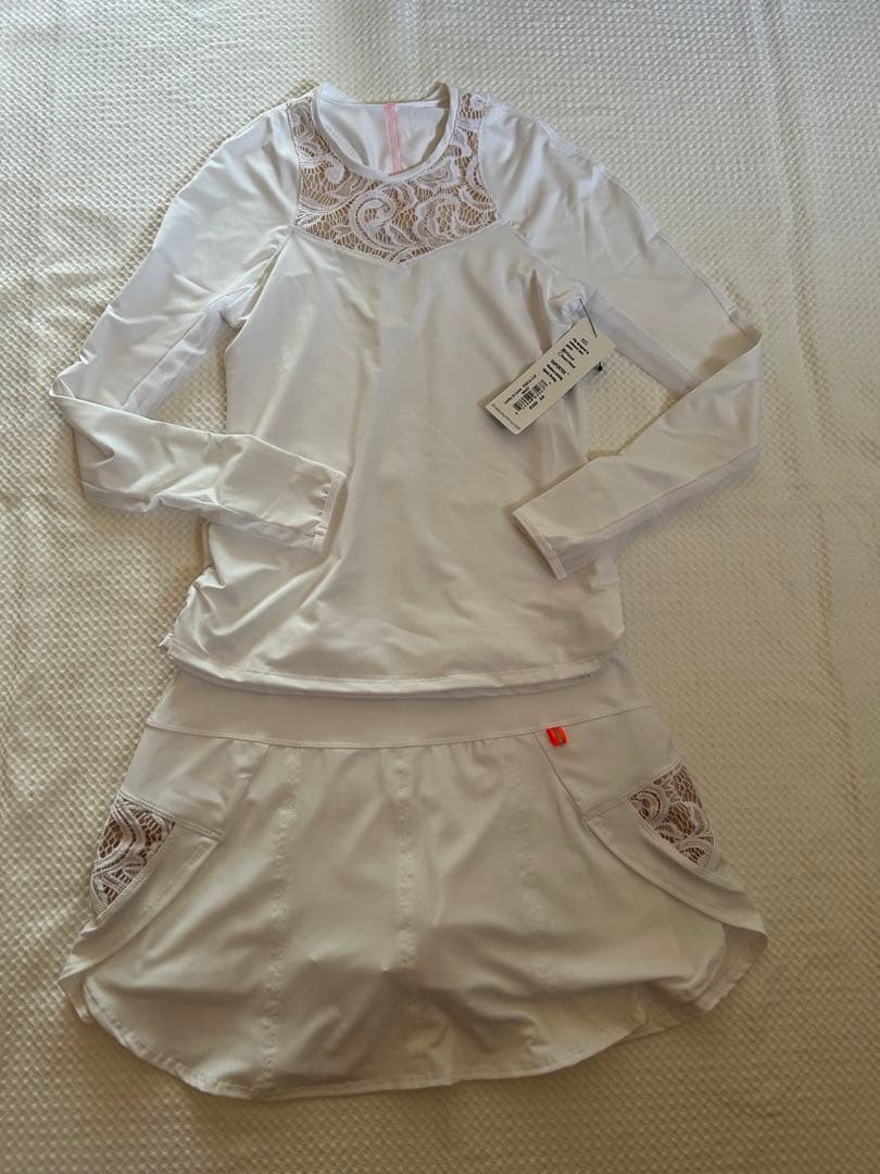 ラッキーインラブ　テニスウェア　白レース長袖トップス　US-XSサイズ　新品