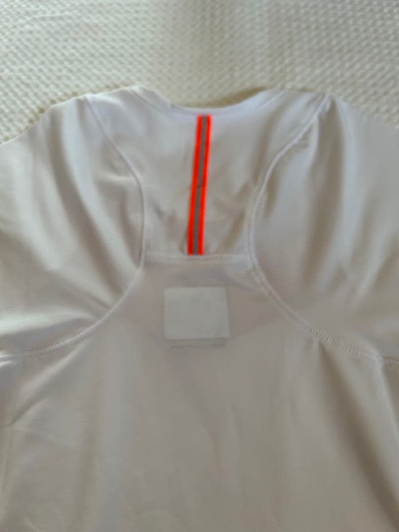 ラッキーインラブ　テニスウェア　白レース長袖トップス　US-XSサイズ　新品