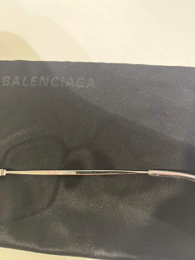 balenciaga invisible rectantangle サングラス
